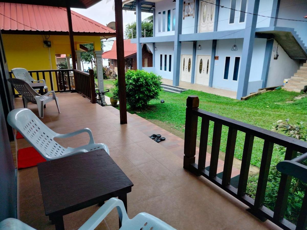 Restu Chalet Tioman Kampong Ayer Batang Bagian luar foto