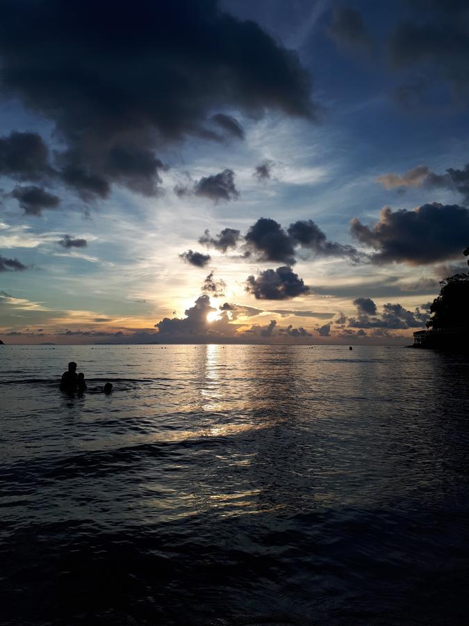 Restu Chalet Tioman Kampong Ayer Batang Bagian luar foto